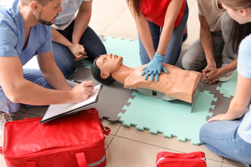 CPR Us Mobile Get certified to perform a lifesaving skill